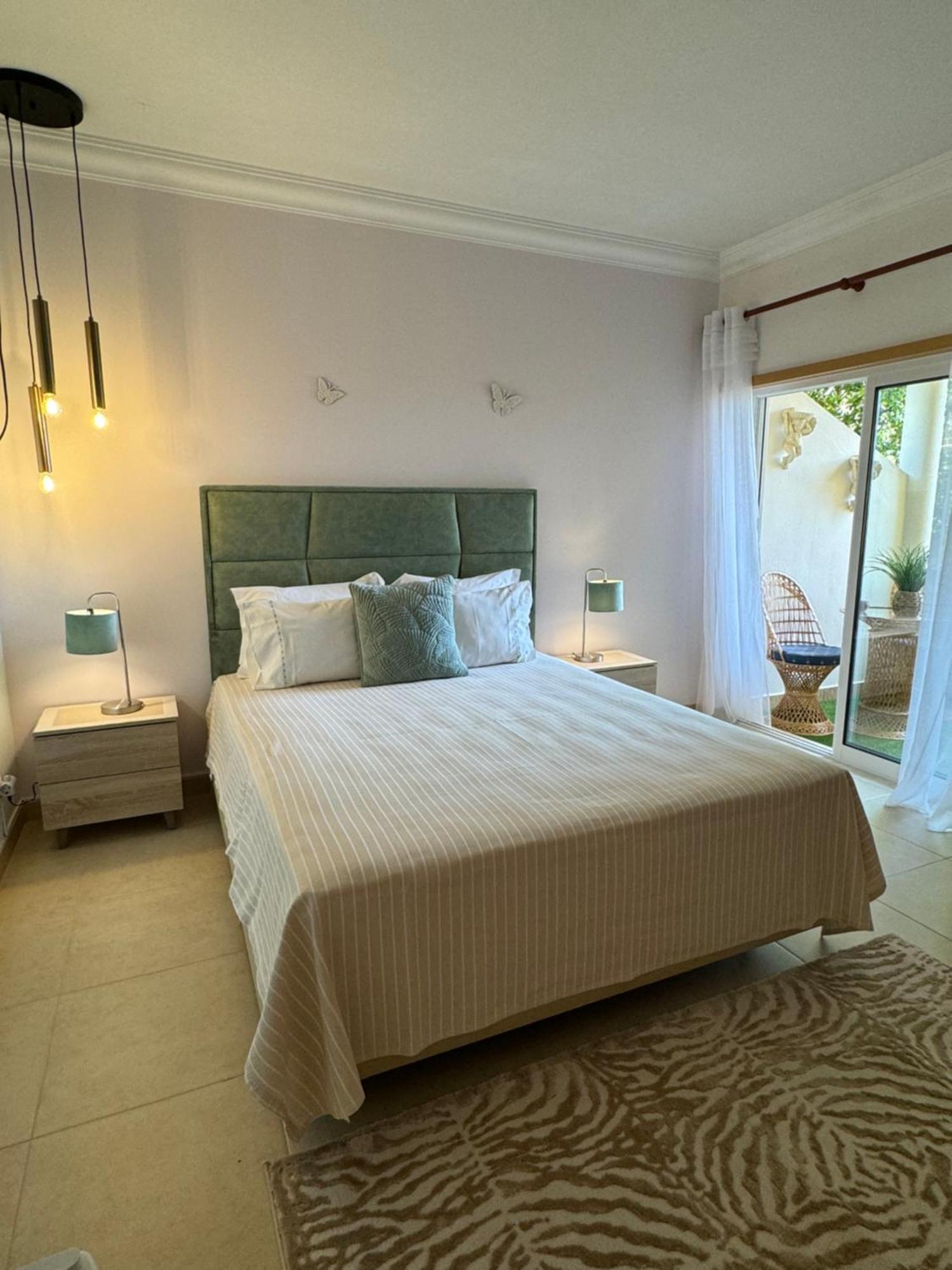 Lucie Lime Guesthouse Luz Buitenkant foto