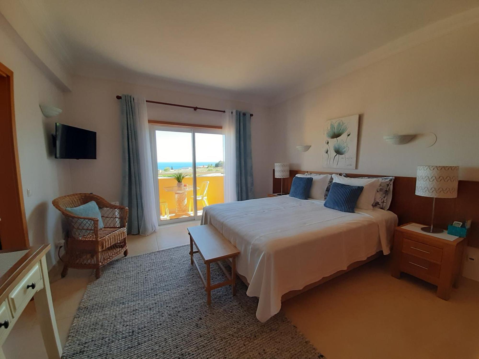 Lucie Lime Guesthouse Luz Buitenkant foto